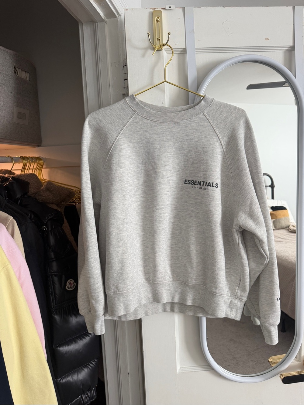Essentials Fear of God Women's Light Gray Sweatshirt